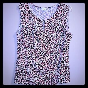 Tahari Lightweight sleeveless top or tank